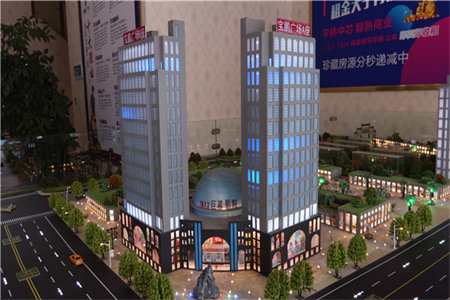 中天·玉泉花园精装套三上府小东一楼带院南北通透价格可议